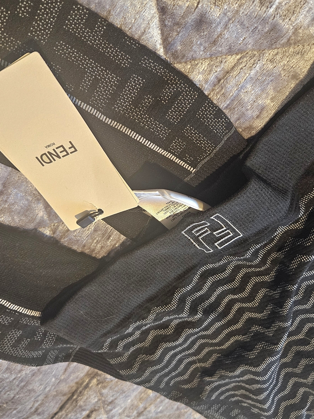 Fendi Black Leggings Sz Small Italy new W/tag +900 - Picture 2 of 10